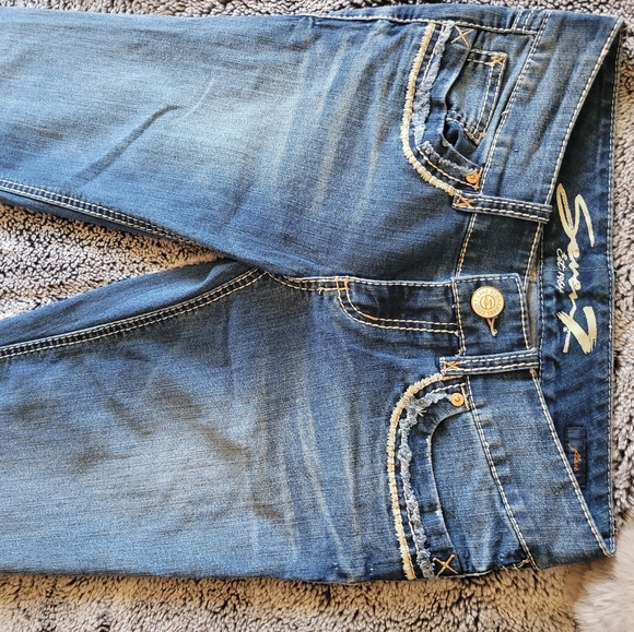 SEVEN Flare Jean's - Picture 4 of 8